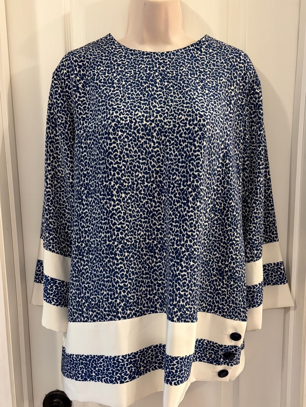 Lady Carol of New York Vintage Navy and White Printed Top